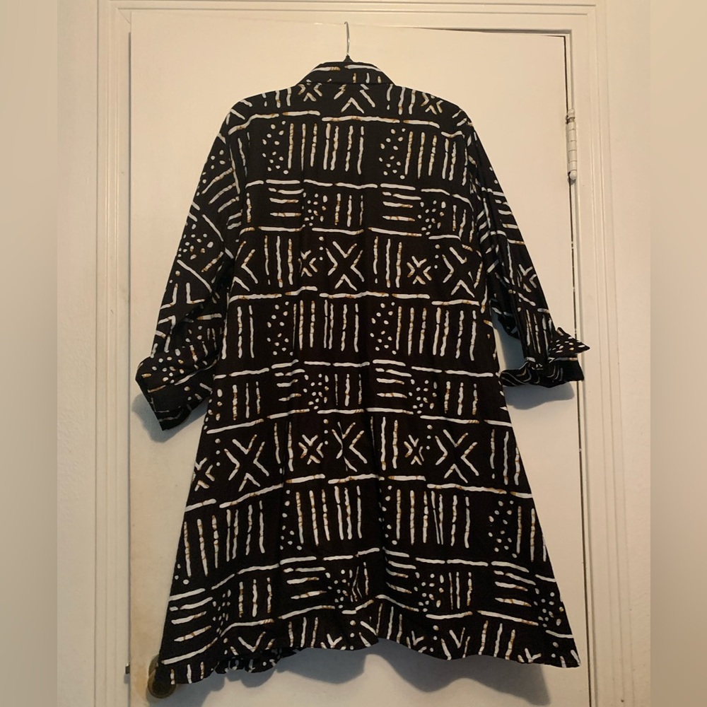 Dress - Picture 2 of 3